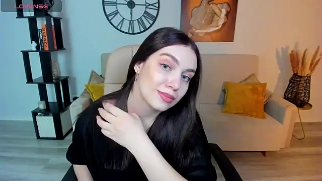 Snapshot of DaniellaLovely chatting on March 9, 2025, 10:52 am DaniellaLovely online show from March 9, 2025, 10:52 am