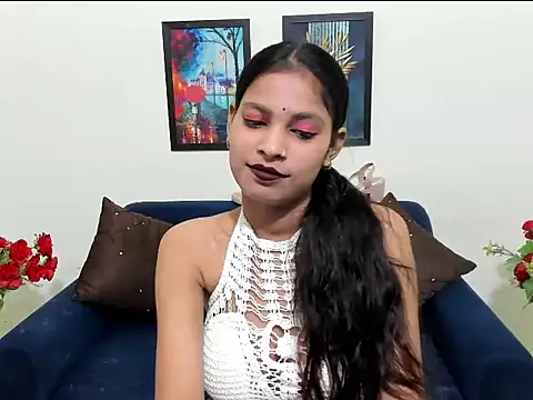 Snapshot of evaaelfiee chatting on October 8, 2025, 4:03 am evaaelfiee online show from October 8, 2025, 4:03 am