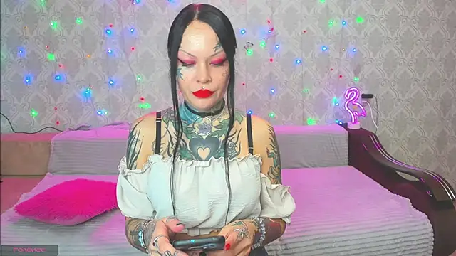 Megan Black Moon online show from March 16, 2025, 3:36 am