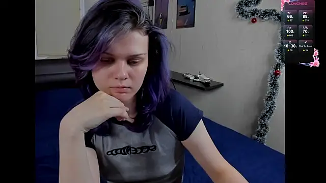 Snapshot of JulieTaylors chatting on July 27, 2026, 8:38 pm JulieTaylors online show from July 27, 2026, 8:38 pm