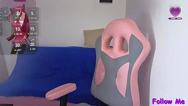 vittorialombardi   online show from January 12, 2026, 7:15 am