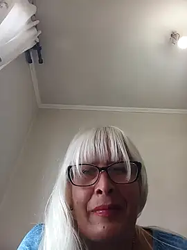 Snapshot of Rousmk1 chatting on December 11, 2024, 8:39 pm Rousmk1 online show from December 11, 2024, 8:39 pm