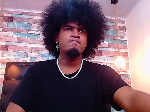 Snapshot of JaicobRuneer chatting on March 18, 2026, 1:20 am JaicobRuneer online show from March 18, 2026, 1:20 am