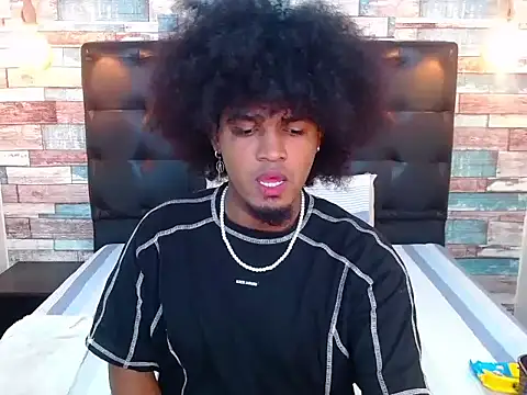 Snapshot of JaicobRuneer chatting on March 19, 2026, 3:28 am JaicobRuneer online show from March 19, 2026, 3:28 am