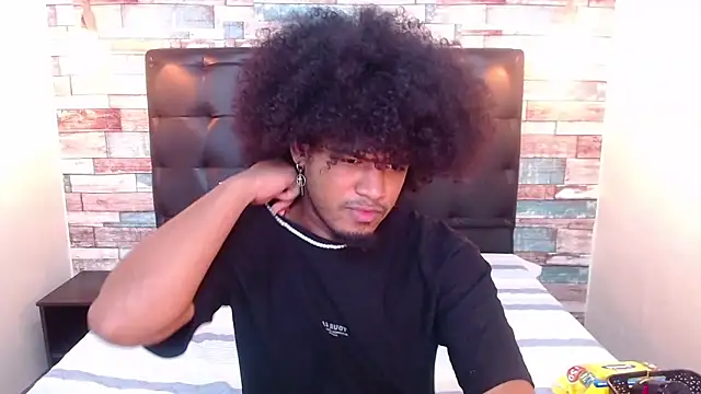 Snapshot of JaicobRuneer chatting on March 29, 2026, 10:55 pm JaicobRuneer online show from March 29, 2026, 10:55 pm