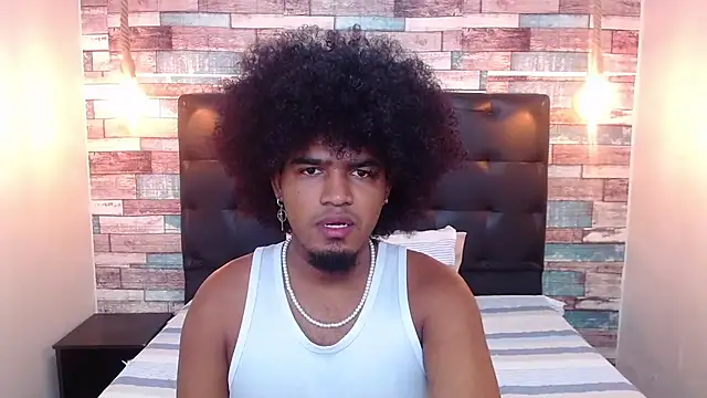 Snapshot of JaicobRuneer chatting on April 3, 2026, 1:45 am JaicobRuneer online show from April 3, 2026, 1:45 am