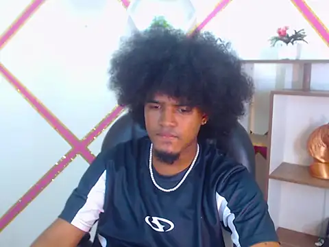 Snapshot of JaicobRuneer chatting on March 25, 2026, 2:38 pm JaicobRuneer online show from March 25, 2026, 2:38 pm