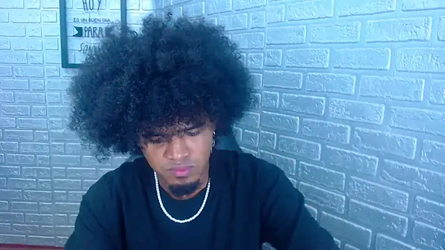 Snapshot of JaicobRuneer chatting on April 1, 2026, 3:41 am JaicobRuneer online show from April 1, 2026, 3:41 am