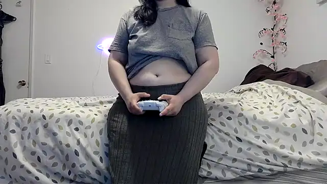 Kittyymaze1 online show from May 19, 2026, 12:48 am