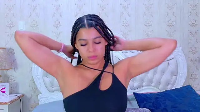 Snapshot of TiaraRosse chatting on September 10, 2025, 12:26 pm TiaraRosse online show from September 10, 2025, 12:26 pm