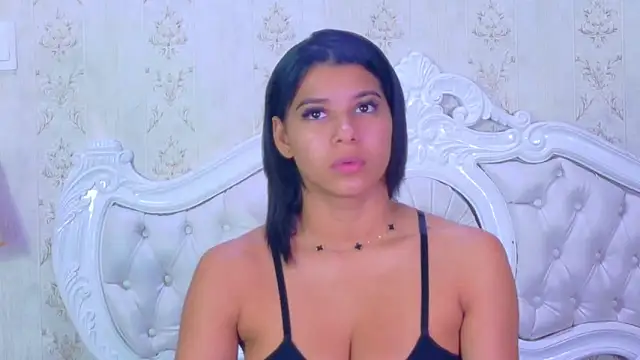 Snapshot of TiaraRosse chatting on September 30, 2025, 12:55 pm TiaraRosse online show from September 30, 2025, 12:55 pm