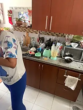 Snapshot of Cafeziitha02 chatting on November 13, 2025, 4:33 pm Cafeziitha02 online show from November 13, 2025, 4:33 pm