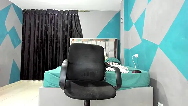 simookeler online show from March 7, 2025, 12:58 am