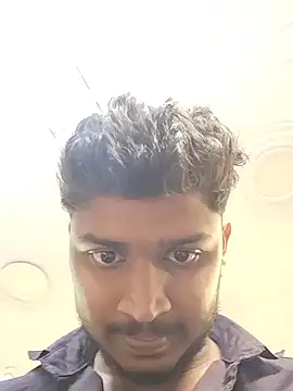 Snapshot of heartless__95 chatting on December 18, 2025, 11:25 am heartless 95 online show from December 18, 2025, 11:25 am