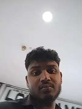 Snapshot of heartless__95 chatting on December 16, 2025, 10:30 am heartless 95 online show from December 16, 2025, 10:30 am