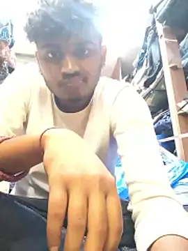 Snapshot of heartless__95 chatting on February 10, 2026, 10:58 am heartless 95 online show from February 10, 2026, 10:58 am