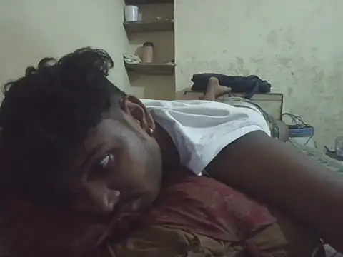 Snapshot of heartless__95 chatting on June 16, 2026, 5:24 pm heartless 95 online show from June 16, 2026, 5:24 pm