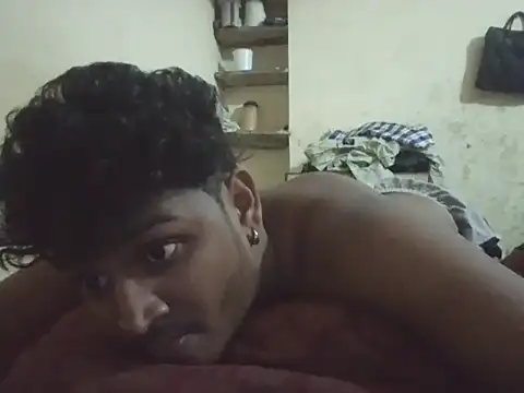 Snapshot of heartless__95 chatting on June 27, 2026, 7:03 am heartless 95 online show from June 27, 2026, 7:03 am