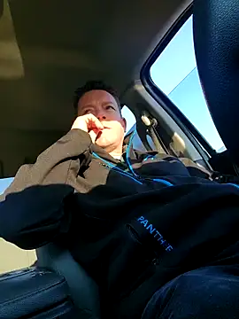 Snapshot of Bigtater1999 chatting on February 10, 2026, 1:10 pm Bigtater1999 online show from February 10, 2026, 1:10 pm