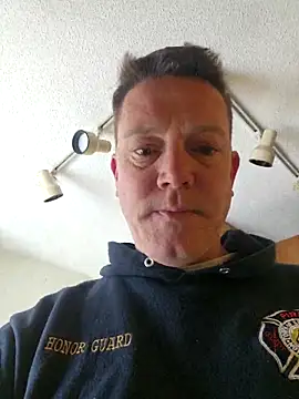 Snapshot of Bigtater1999 chatting on February 3, 2026, 3:06 pm Bigtater1999 online show from February 3, 2026, 3:06 pm