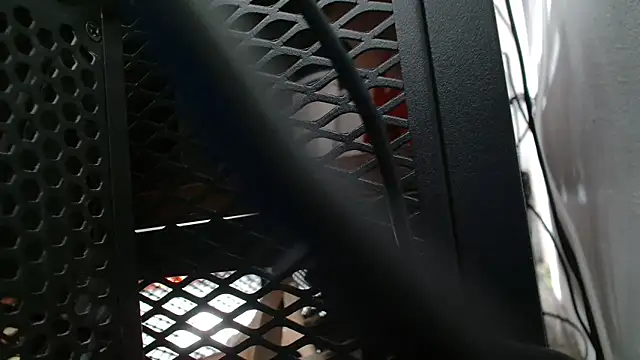 Snapshot of priselvis23 chatting on March 16, 2025, 7:49 pm priselvis23 online show from March 16, 2025, 7:49 pm