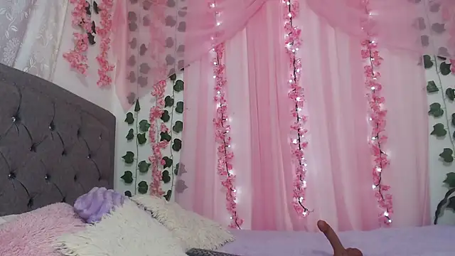 Zara47sweet online show from May 8, 2026, 12:36 am