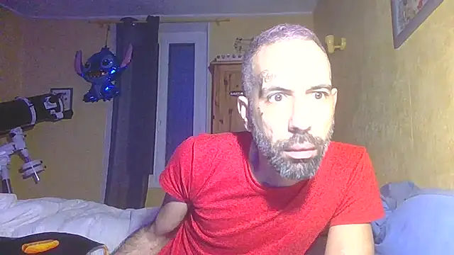 Snapshot of arrow13680 chatting on December 2, 2025, 7:15 pm arrow13680 online show from December 2, 2025, 7:15 pm