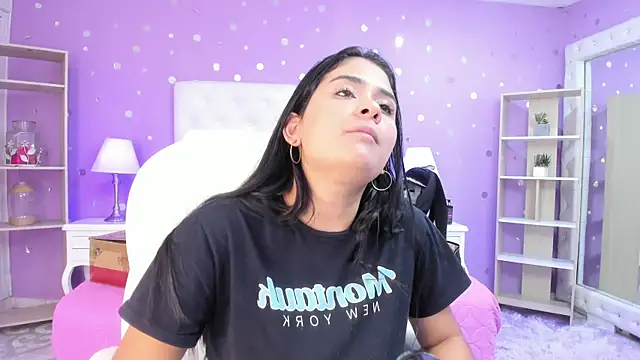 scarlette 15  online show from January 9, 2026, 3:13 am