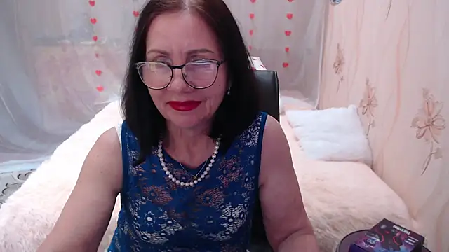 Snapshot of OlgaHottie chatting on March 18, 2025, 8:39 am OlgaHottie online show from March 18, 2025, 8:39 am