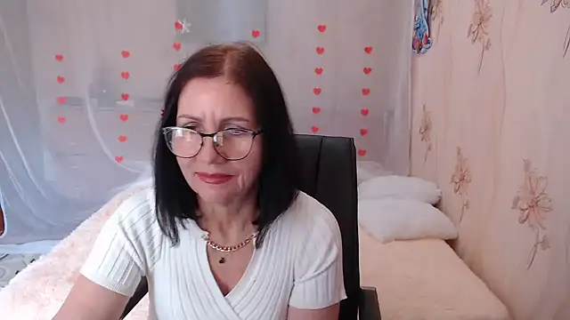 Snapshot of OlgaHottie chatting on March 5, 2025, 5:50 am OlgaHottie online show from March 5, 2025, 5:50 am