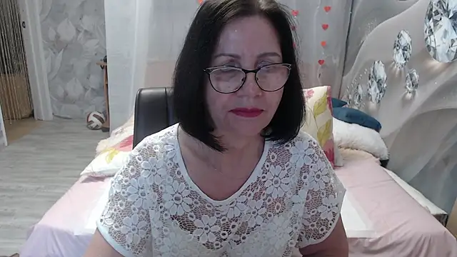 Snapshot of OlgaHottie chatting on April 21, 2026, 1:53 am OlgaHottie online show from April 21, 2026, 1:53 am