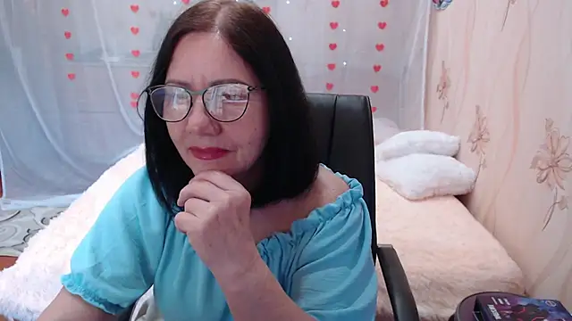 Snapshot of OlgaHottie chatting on March 9, 2025, 11:14 pm OlgaHottie online show from March 9, 2025, 11:14 pm