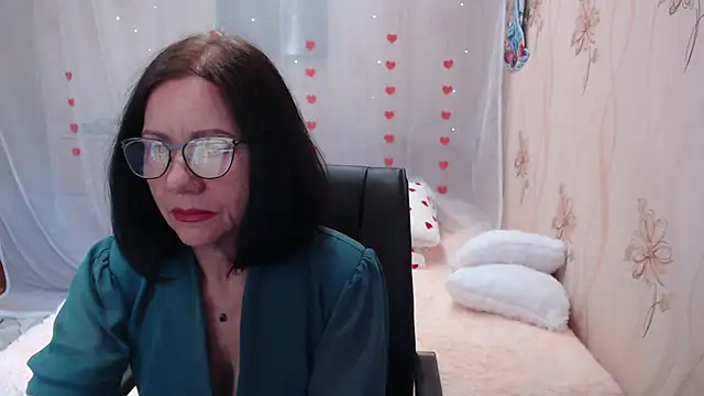 Snapshot of OlgaHottie chatting on March 6, 2025, 11:09 pm OlgaHottie online show from March 6, 2025, 11:09 pm