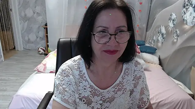 Snapshot of OlgaHottie chatting on April 21, 2026, 11:44 pm OlgaHottie online show from April 21, 2026, 11:44 pm