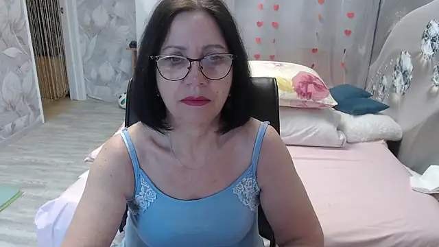 Snapshot of OlgaHottie chatting on April 28, 2026, 1:04 am OlgaHottie online show from April 28, 2026, 1:04 am