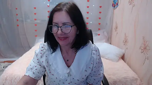 Snapshot of OlgaHottie chatting on February 28, 2025, 8:42 am OlgaHottie online show from February 28, 2025, 8:42 am