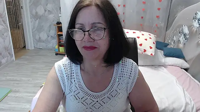 Snapshot of OlgaHottie chatting on May 31, 2026, 11:27 pm OlgaHottie online show from May 31, 2026, 11:27 pm