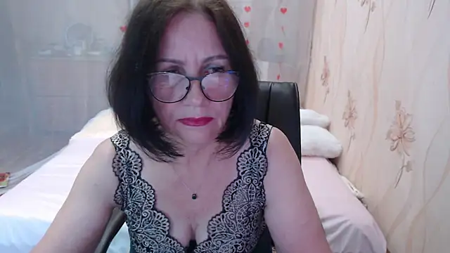 Snapshot of OlgaHottie chatting on October 4, 2025, 11:28 pm OlgaHottie online show from October 4, 2025, 11:28 pm