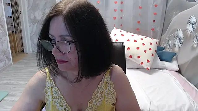 Snapshot of OlgaHottie chatting on May 30, 2026, 11:43 pm OlgaHottie online show from May 30, 2026, 11:43 pm