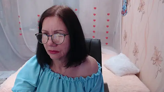 Snapshot of OlgaHottie chatting on March 8, 2025, 11:18 pm OlgaHottie online show from March 8, 2025, 11:18 pm