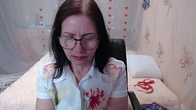 Snapshot of OlgaHottie chatting on March 20, 2025, 8:53 am OlgaHottie online show from March 20, 2025, 8:53 am