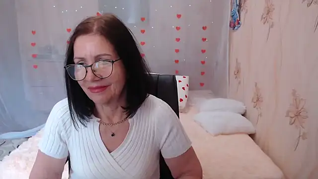 Snapshot of OlgaHottie chatting on March 5, 2025, 2:46 am OlgaHottie online show from March 5, 2025, 2:46 am