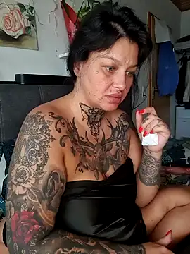 Anna Adrian tatto online show from December 17, 2024, 11:17 am