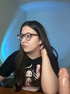 Snapshot of Prudie_Gabriella chatting on November 4, 2025, 7:45 am Prudie Gabriella online show from November 4, 2025, 7:45 am