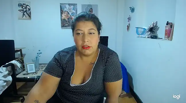 Snapshot of AmeliaThompsonTaboo chatting on January 28, 2025, 10:34 pm AmeliaThompsonTaboo online show from January 28, 2025, 10:34 pm