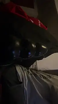 Snapshot of bananahot31 chatting on January 11, 2026, 5:14 am bananahot31 online show from January 11, 2026, 5:14 am