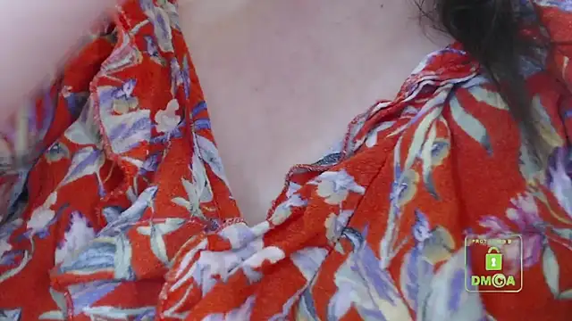 Snapshot of cute_and_hot chatting on March 10, 2025, 10:07 am cute and hot online show from March 10, 2025, 10:07 am