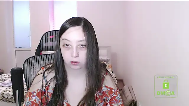 Snapshot of cute_and_hot chatting on October 31, 2025, 2:13 pm cute and hot online show from October 31, 2025, 2:13 pm