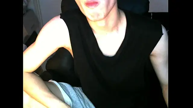 Snapshot of Ray175oo chatting on November 3, 2025, 4:21 pm Ray175oo online show from November 3, 2025, 4:21 pm