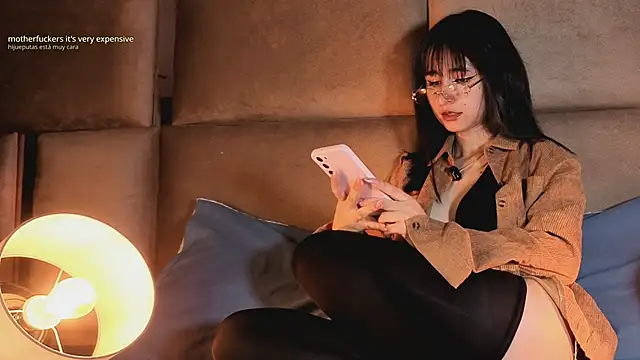 Snapshot of angelinepossy chatting on January 5, 2026, 9:51 pm angelinepossy online show from January 5, 2026, 9:51 pm